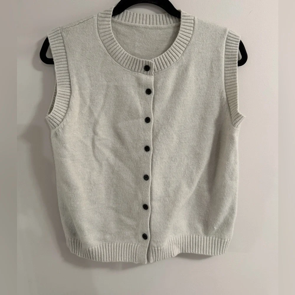 Commense Cream Knit Sweater - Picture 6 of 8